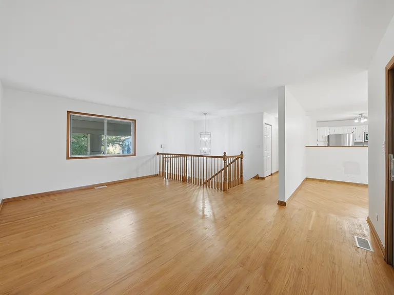 1156 Partridge Ave — Photo 6