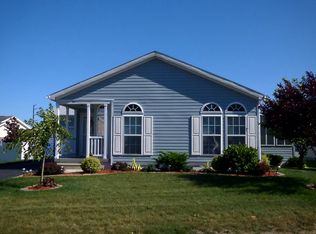 39 Perrys Ln, Manahawkin, NJ 08050