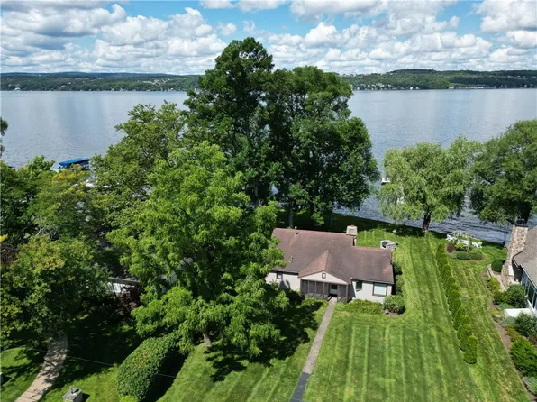 4090 State Route 364, Canandaigua, NY 14424