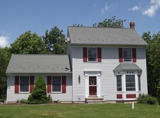 163 Horseshoe Dr, Effort, PA 18330