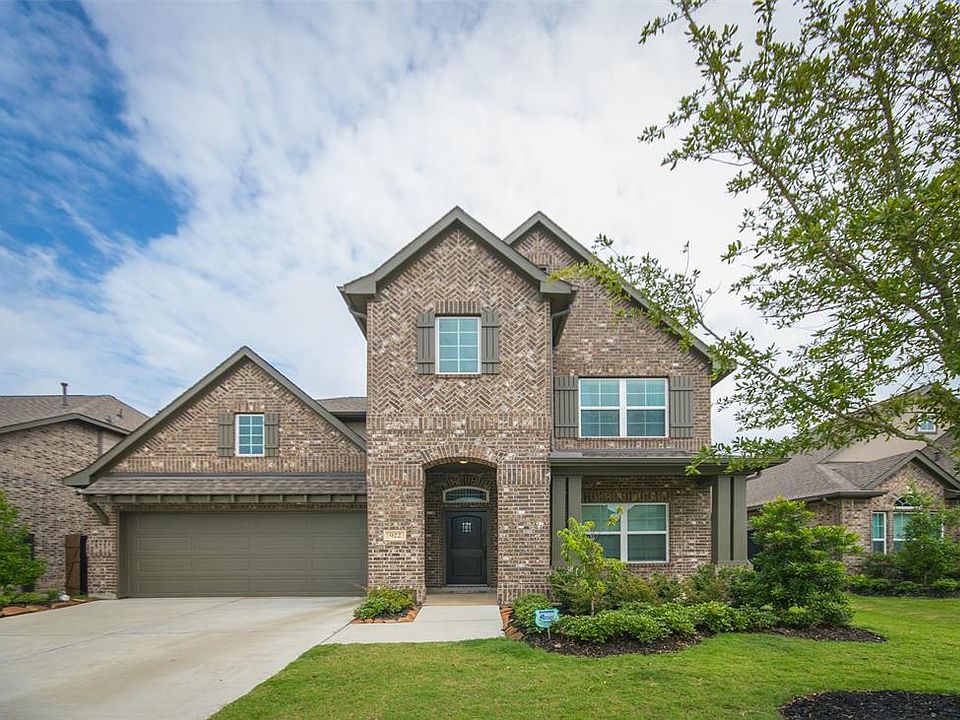 1st image of 922 Abelia Ave