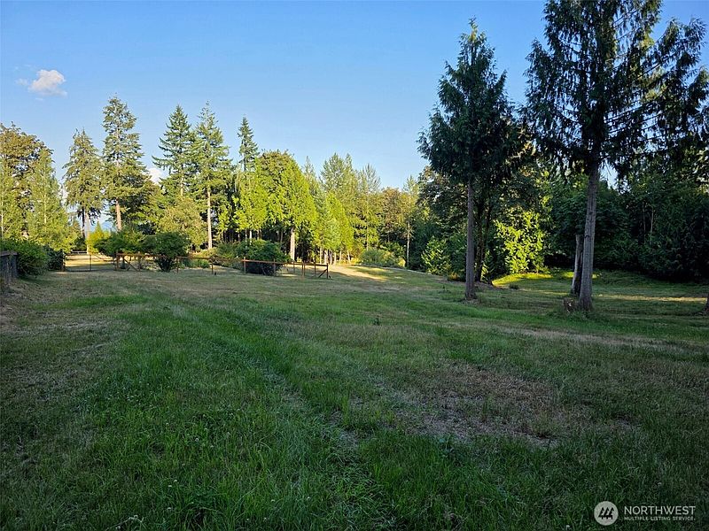 2nd image of 13324 242nd Avenue NE