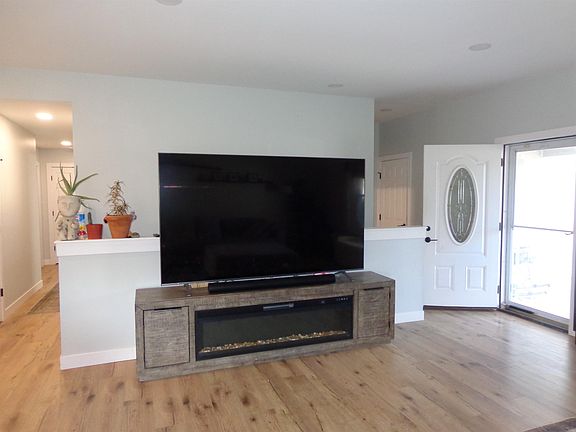 5th image of 1804 Walnut St