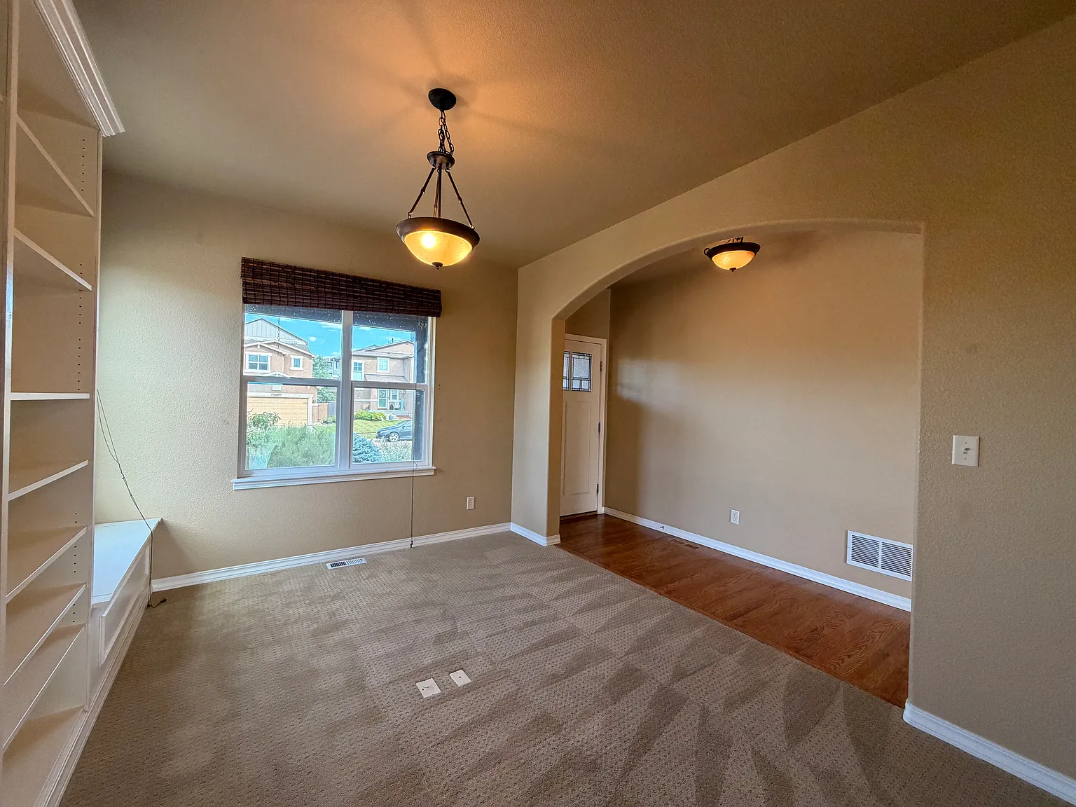 4 bed, 3028 sqft, $3,500 — Photo 2