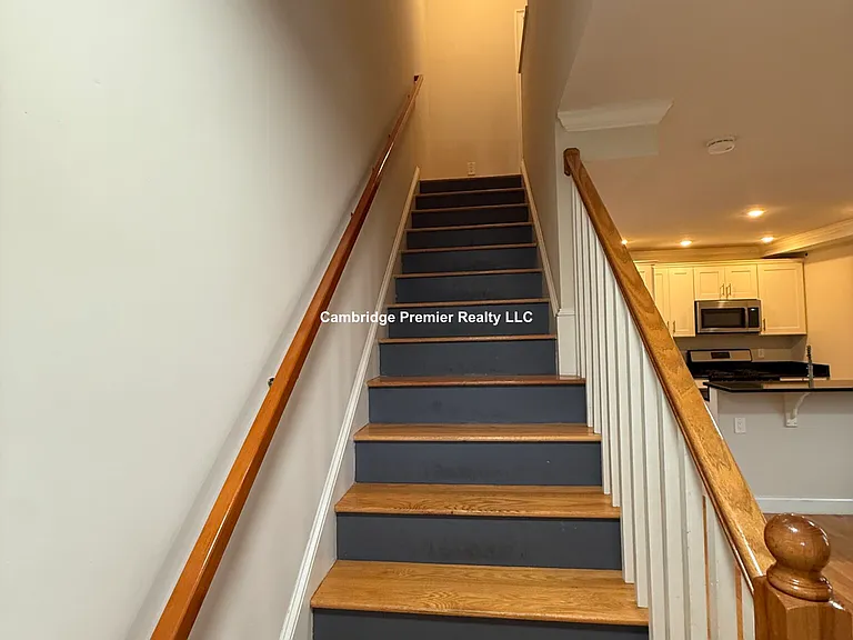 461 Somerville Ave — Photo 6