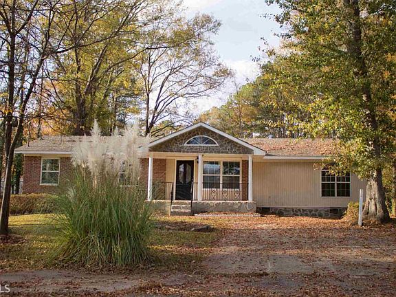 2nd image of 202 Sunnyland Dr