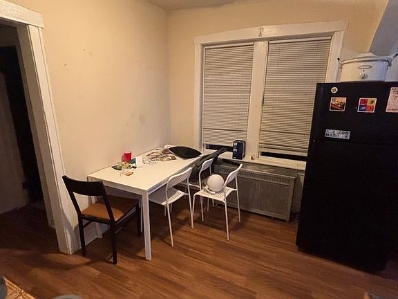 4th image of 3402 W Berteau Ave #34041