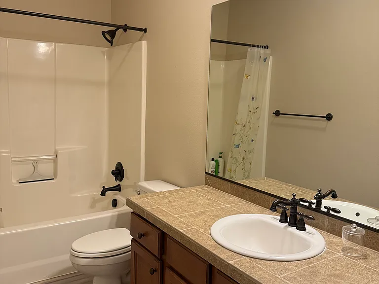 3583 NW 106th Pl — Photo 18