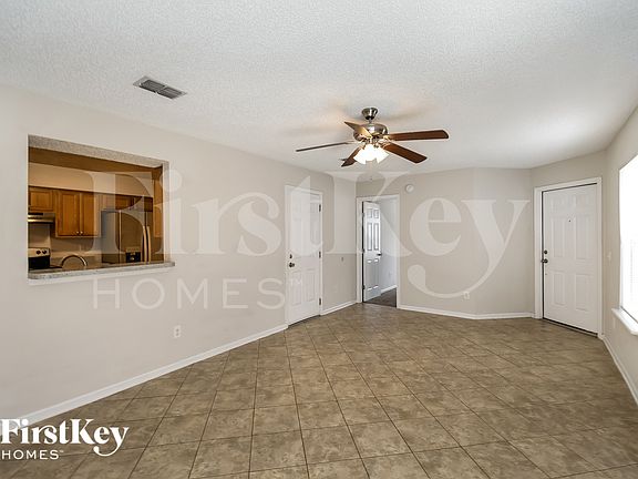 3rd image of 1449 Ellis Trace Dr W