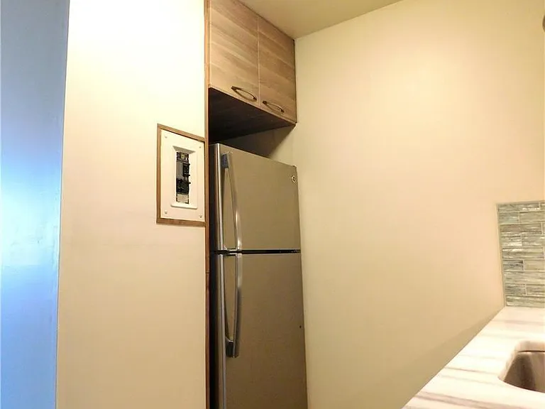805 Plate St #210 — Photo 7