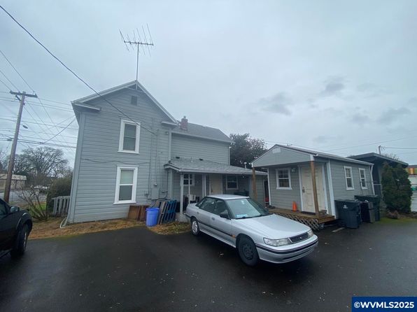 salem-oregon-80487815 picture