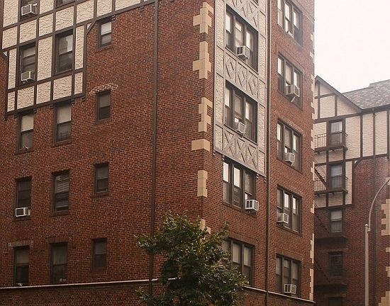 3rd image of 68-43 Burns St #E6