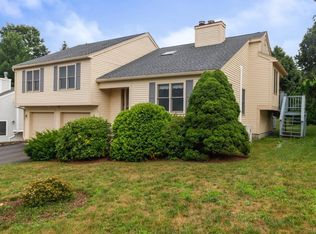 5 Stonegate Ln, Worcester, MA 01605