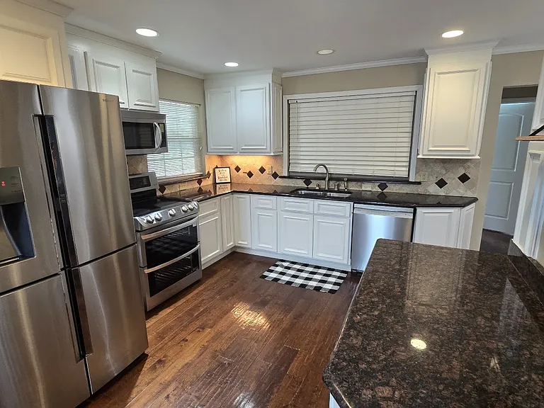 12556 Joby Ln E — Photo 9