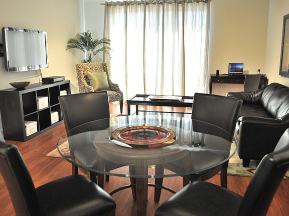 5th image of 809 Auzerais Ave Unit 404