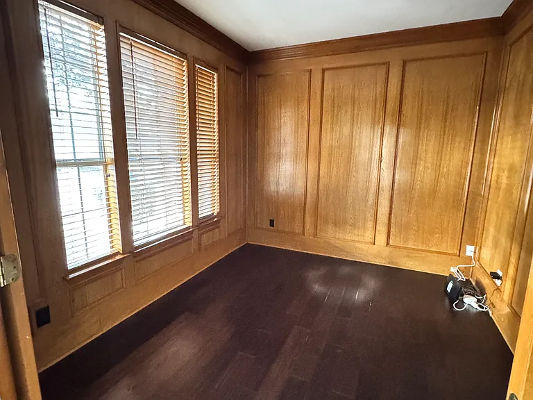 2108 Sandell Dr — Photo 8