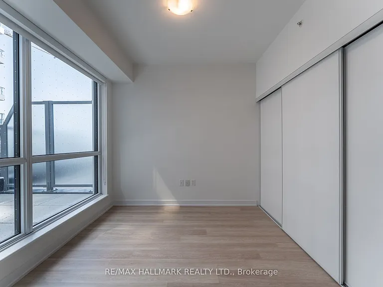 15 Richardson St #316 — Photo 19