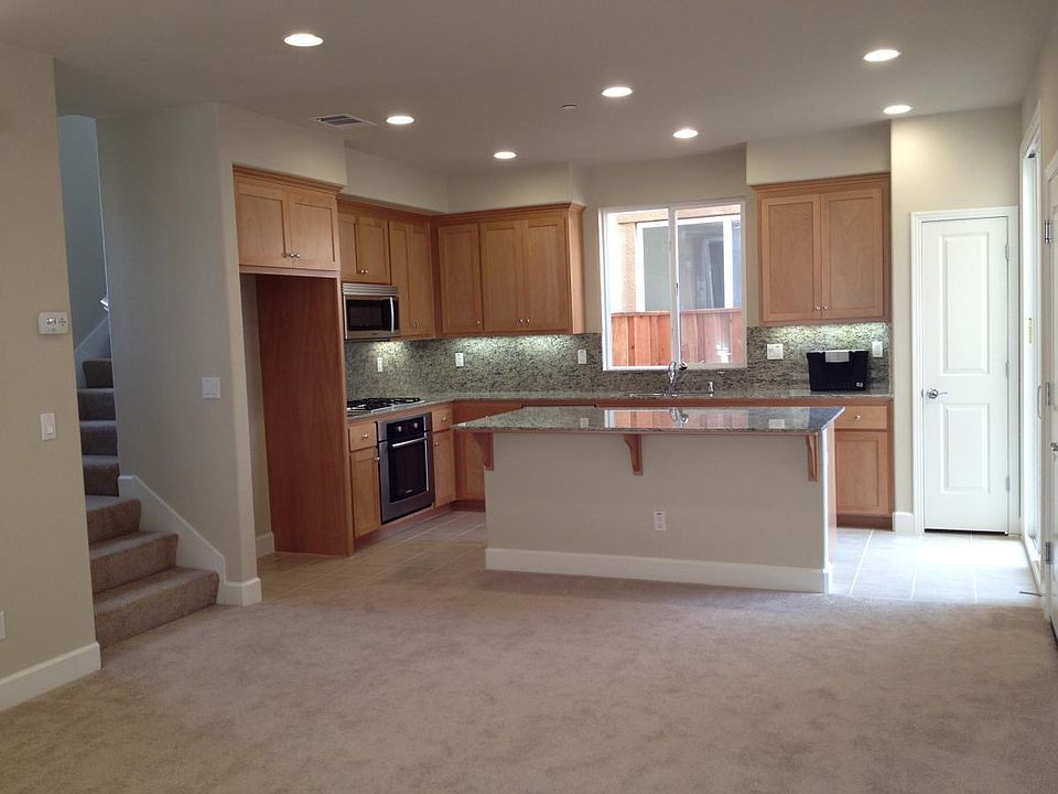 1st image of 12 Maravilla Ct