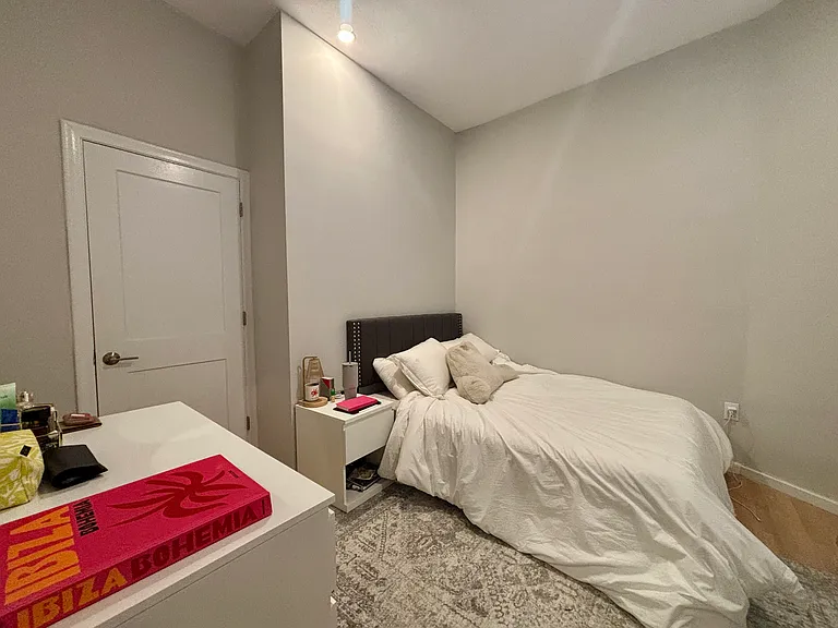 829 Boylston St #101 — Photo 4