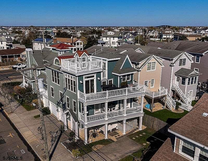 1st image of 3 E Atlantic Blvd #3