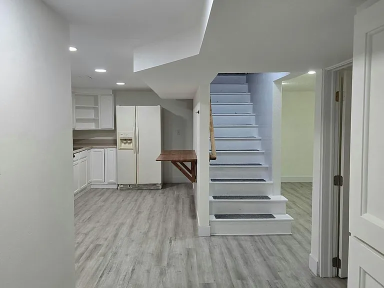 3723 W Kewanee Dr — Photo 11