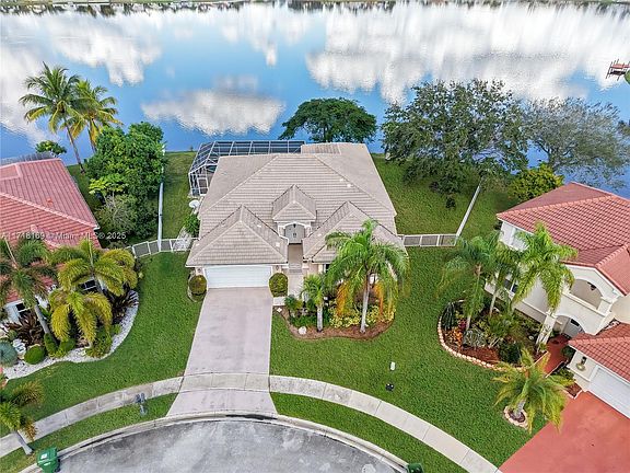 4th image of 18823 NW 23rd Pl