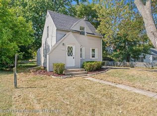 3312 Pleasant Grove Rd, Lansing, MI 48910