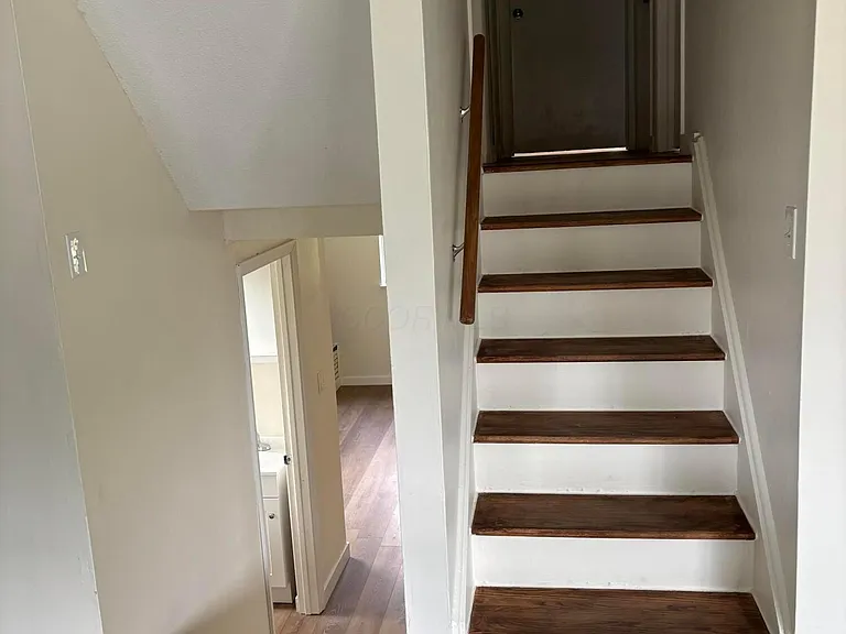 4900 Kresge Dr — Photo 6