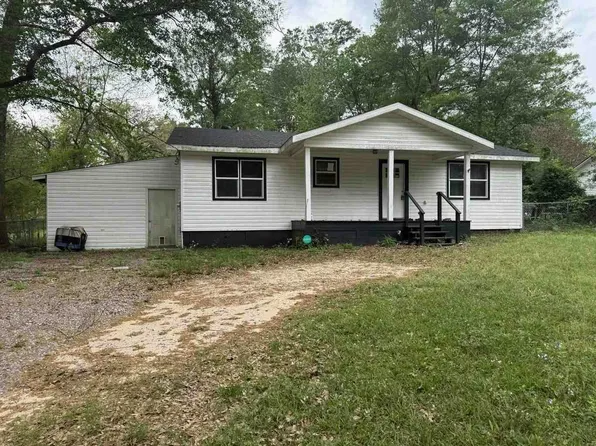 929 Grove St, Dry Prong, LA 71423
