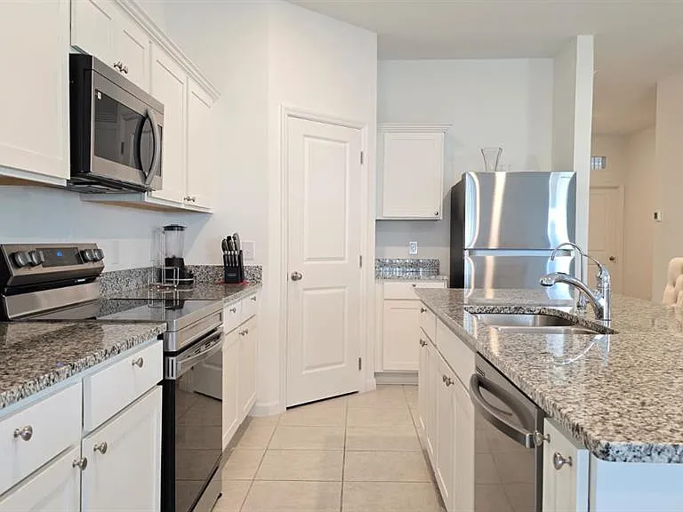 419 Conway Ave — Photo 7