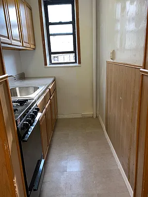 Rented by Chana Ofek, LREB | media 9