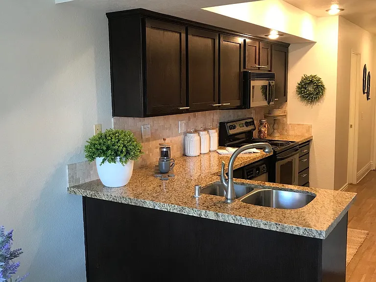 Country Club Villas and Terrace — Photo 11