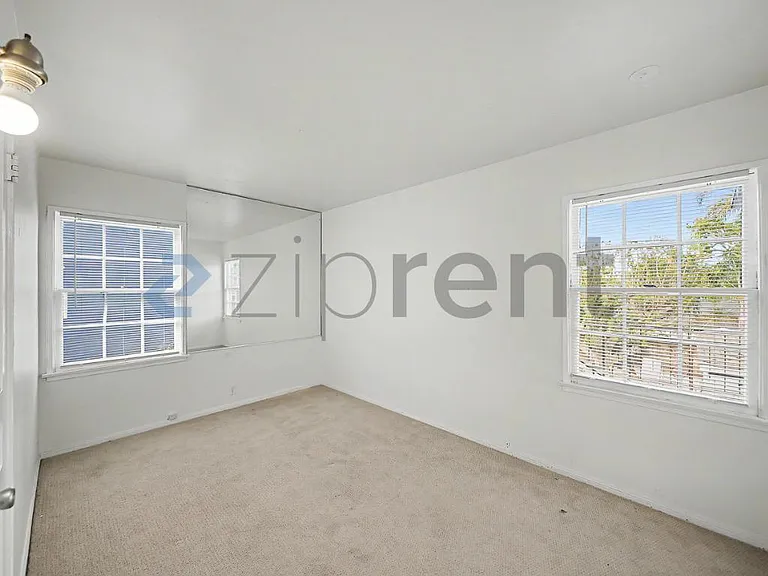 2504 Palm Ave — Photo 15