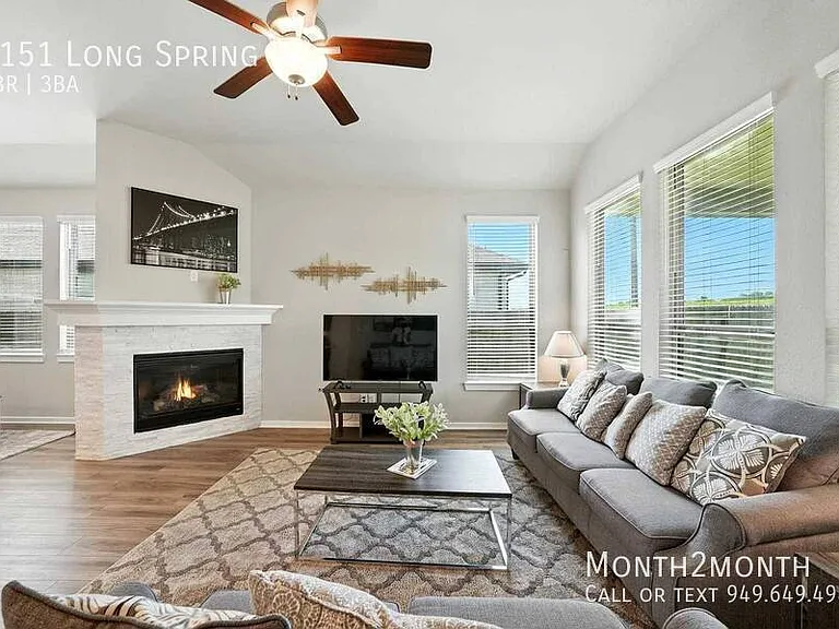 2151 Long Spring Dr — Photo 2