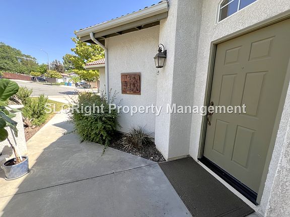 2nd image of 1527 Via Briza Ct