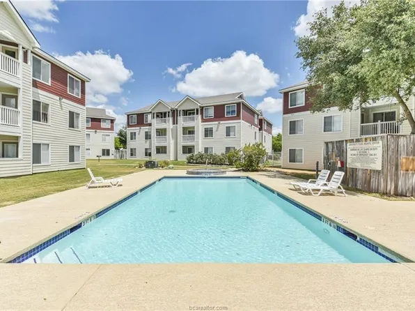 529 Parkway APT 203, College Station, TX 77840