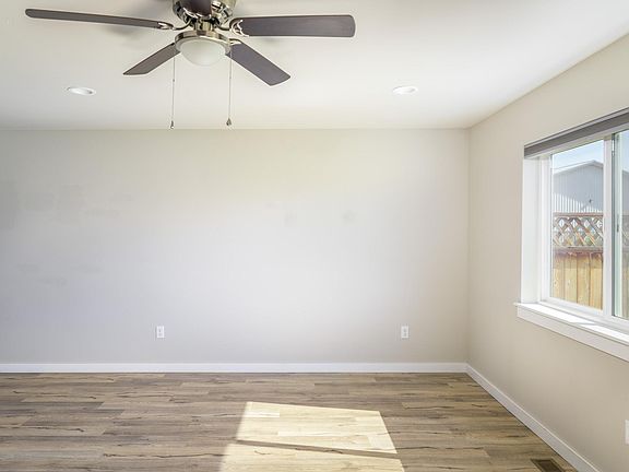 2nd image of 1304 Bunson Ln #B