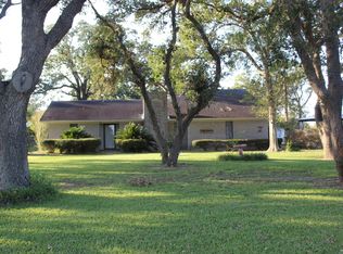616 County Road 131, Edna, TX 77957