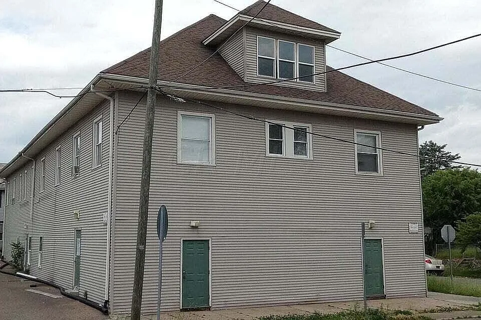 403 Maple Ave #B