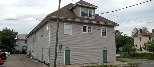 403 Maple Ave #D Photo 1