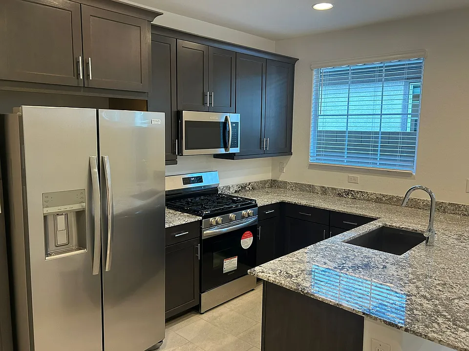 23149 E Twin Acres Dr
