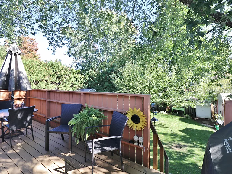 15 Laurie Ct #A — Photo 21