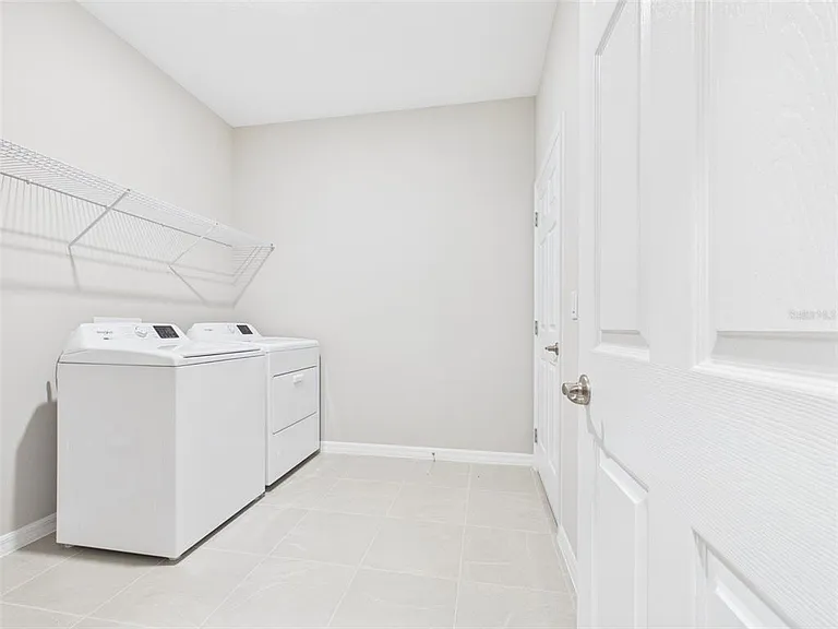 5717 SW 71st Ct — Photo 11