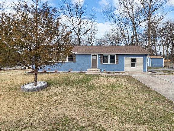2nd image of 101 King Cole Dr