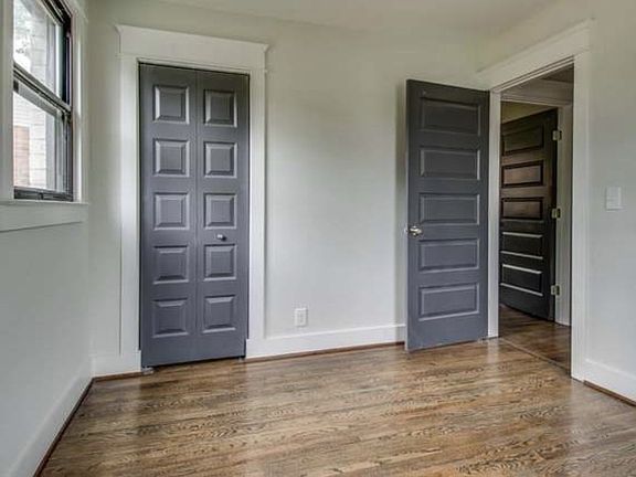 3rd image of 2656 Combs Dr