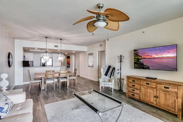 2650 Lake Shore Dr #2203 — Photo 5