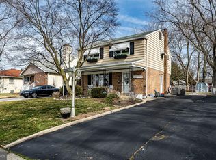 454 Lawnton Ter, Holmes, PA 19043