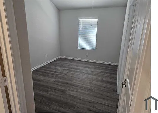 2257 Cliff Springs Dr — Photo 16