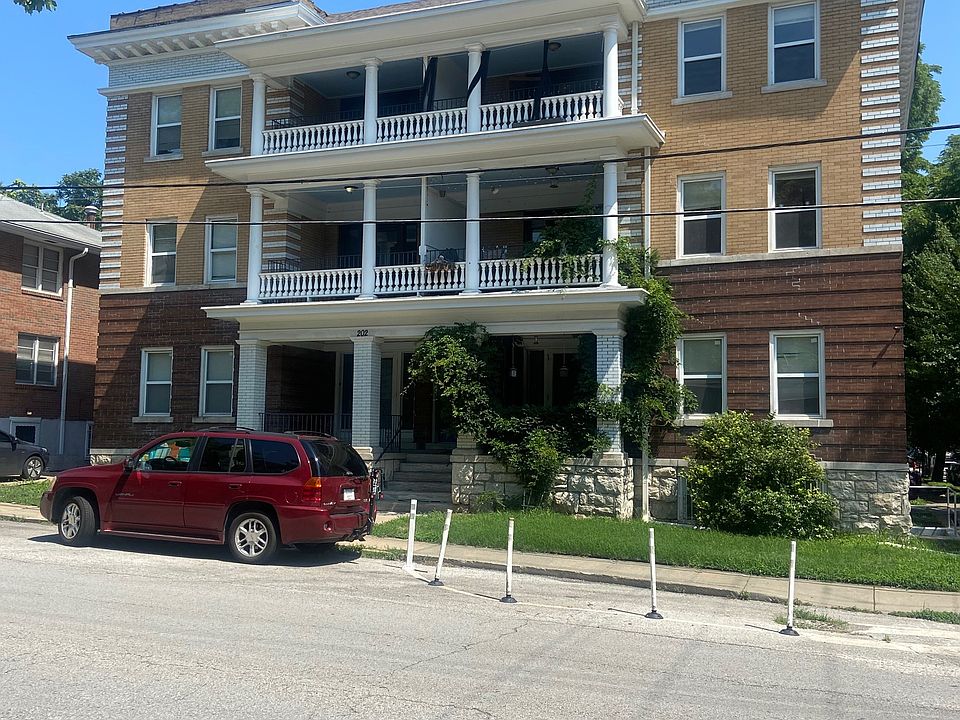 1st image of 200 W 36th St APT 2W-1