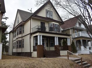 2963 N Cramer St, Milwaukee, WI 53211